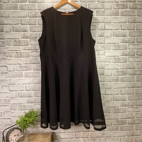 Calvin Klein Dresses & Skirts - Calvin Klein NEW Mesh Illusion Hem Detail Stretch Dress 22W